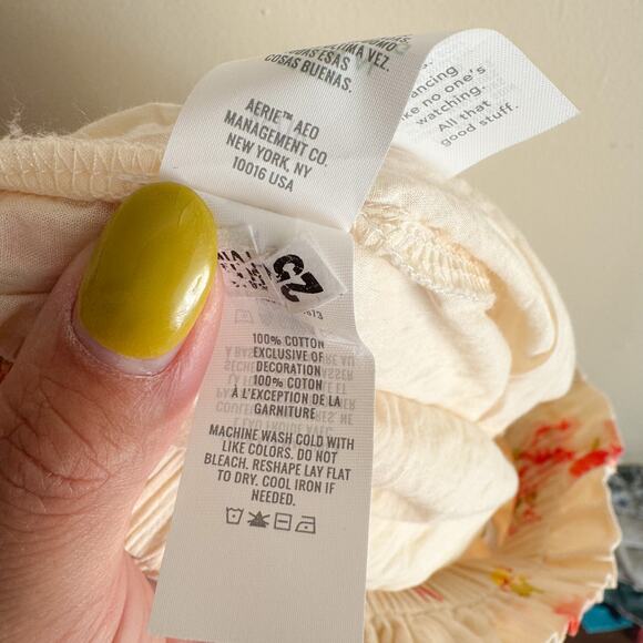 Aerie Cream + Pink Floral Rock 'n' Ruffle Skort - XS - Picture 6 of 11